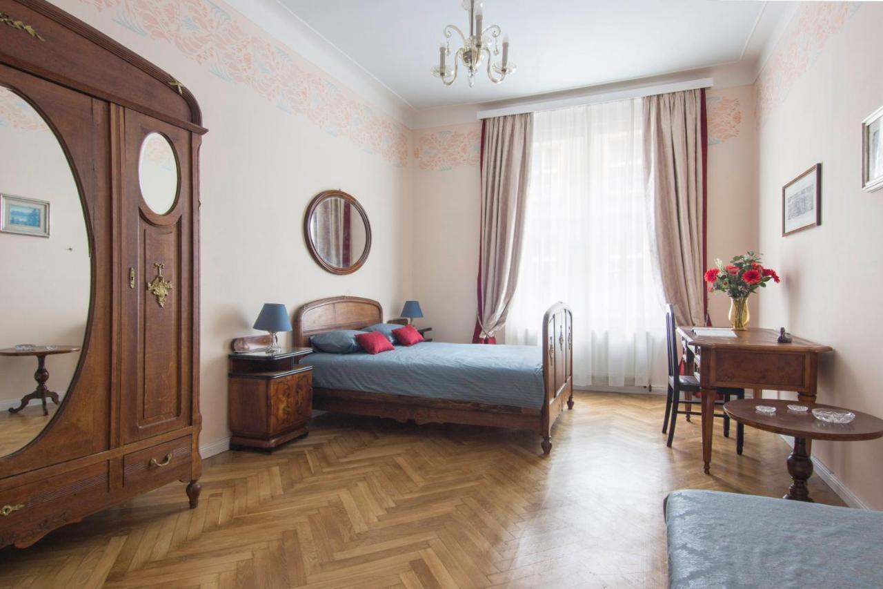 Prague Castle Apartment Vintage Buitenkant foto